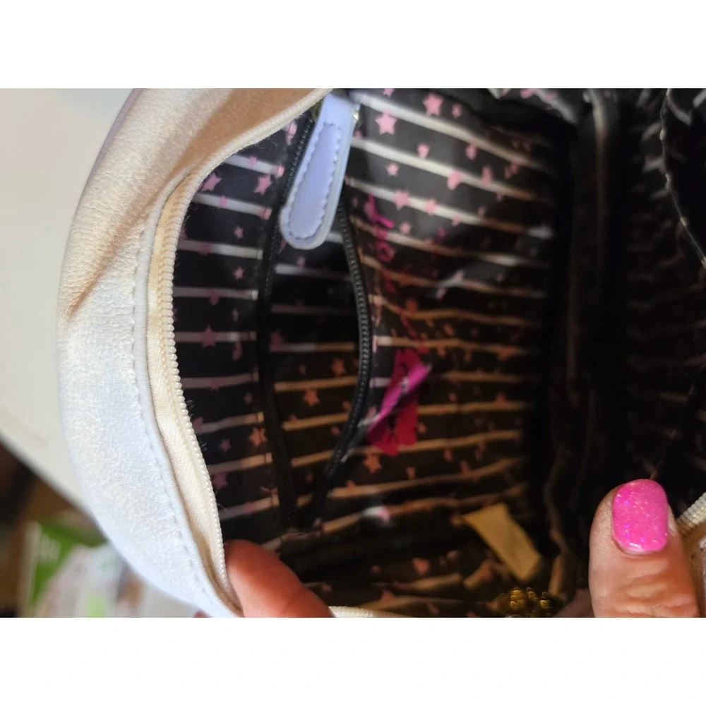 Luv Betsey luv betsey
